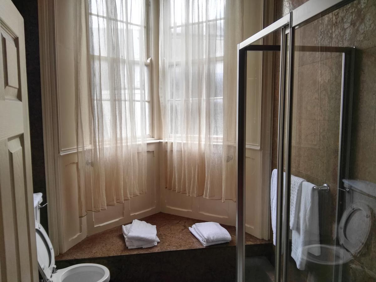 Naas Court Hotel Eksteriør bilde