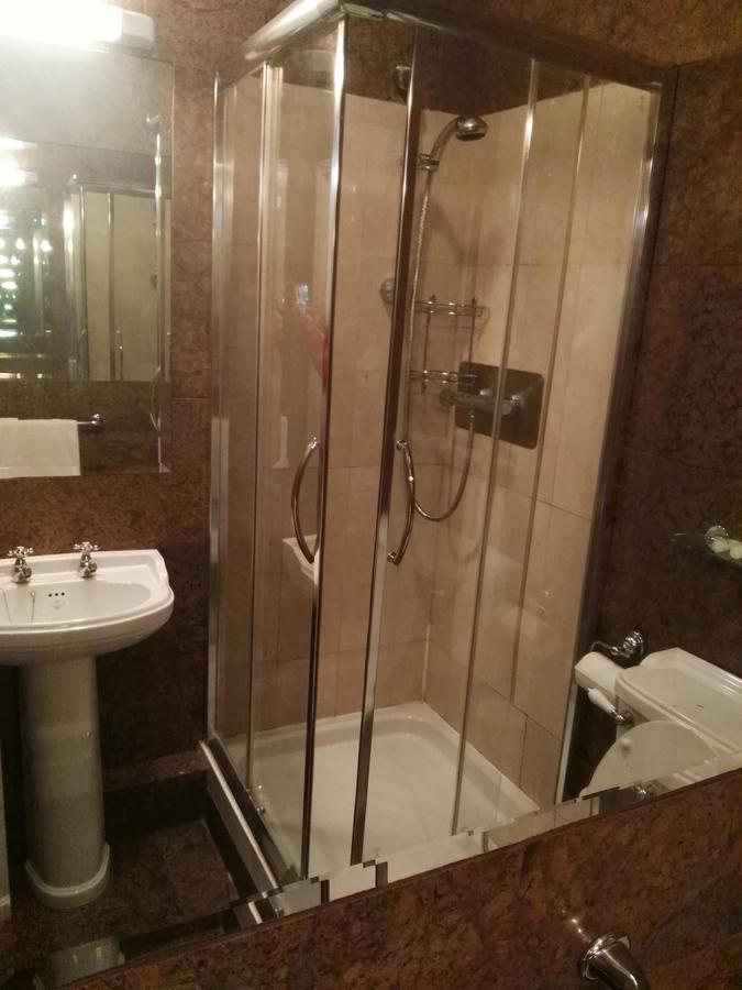 Naas Court Hotel Eksteriør bilde