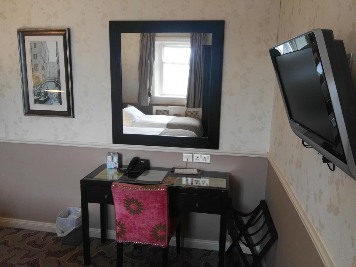 Naas Court Hotel Eksteriør bilde
